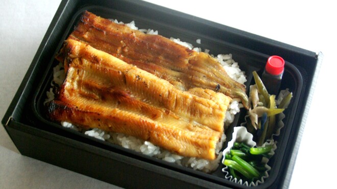 割烹竹万 - 料理写真:焼き穴子弁当