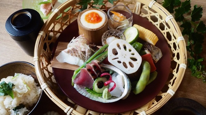 文禄堤 茶味 - 料理写真:花籠御膳