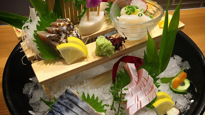 和食バルひらめ 川崎 京急川崎 魚介料理 海鮮料理 ネット予約可 食べログ