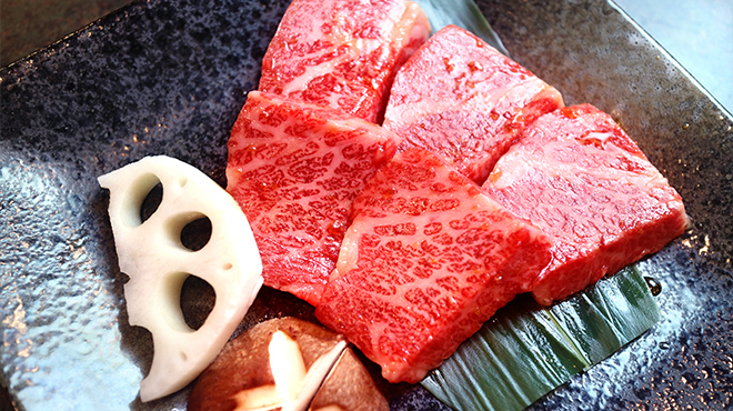 やきにく！焼いて屋！明 - メイン写真: