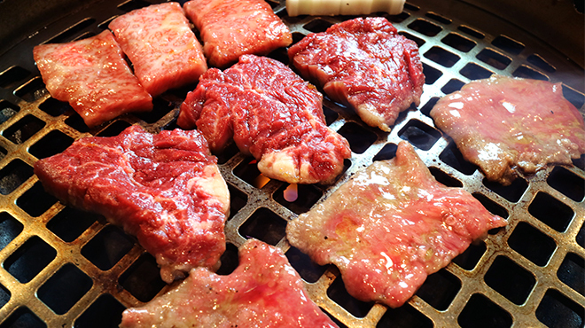 やきにく！焼いて屋！明 - メイン写真: