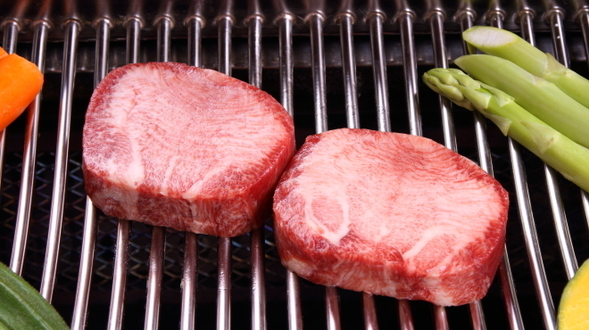 焼しゃぶ・ステーキ・焼肉 SAKAGYU - メイン写真:
