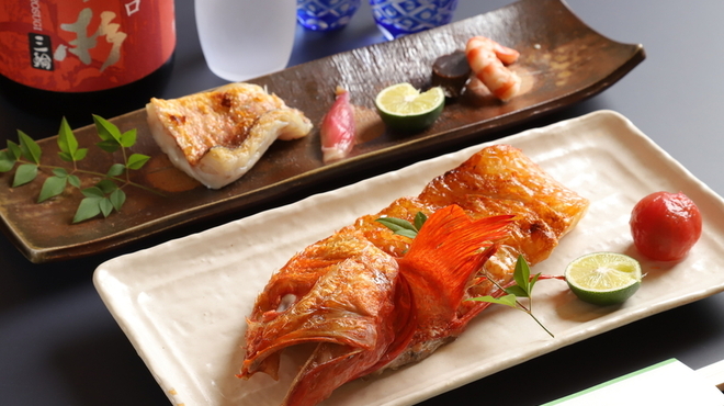 割烹 青山 - 料理写真:焼き物（きんきの一夜干し・甘鯛の一夜干し）