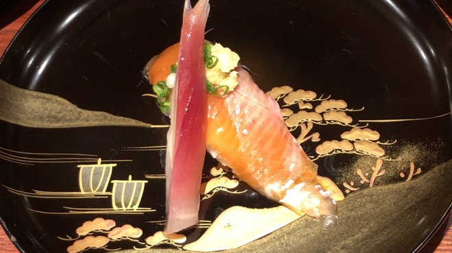三徳六味 - 料理写真:6月 チップ握り　酢取茗荷