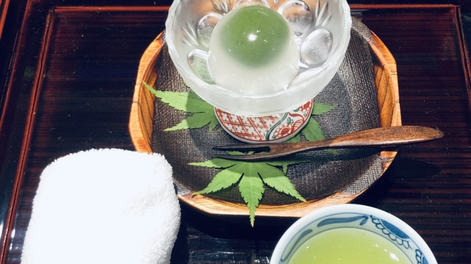 三徳六味 - 料理写真:6月 抹茶餡の水饅頭