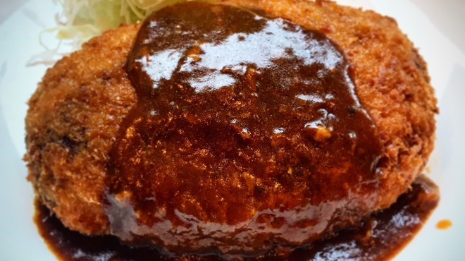 肉卸直営 大衆肉酒場 きたうち - メイン写真: