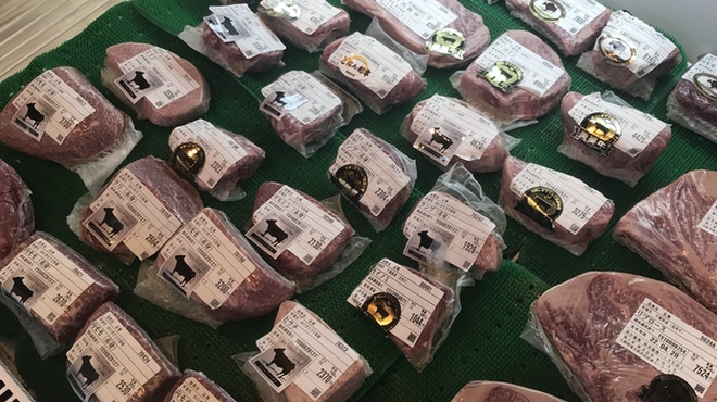 肉卸直営 大衆肉酒場 きたうち - メイン写真: