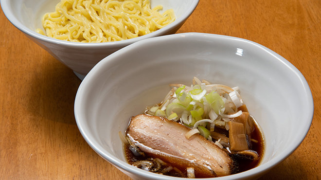 萬馬軒 - 料理写真:しょう油つけ麺
