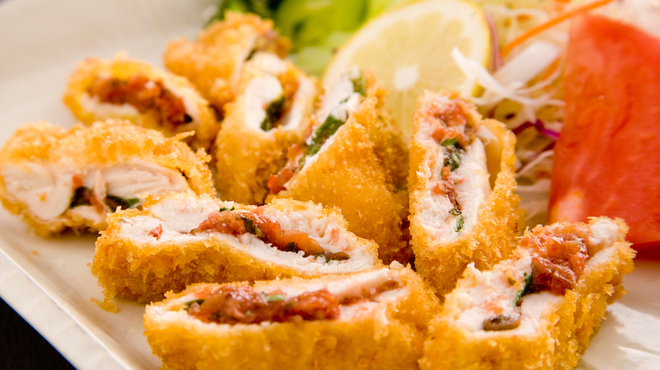 昔屋 - 料理写真:名古屋コーチンささみ梅肉はさみ揚げ￥700