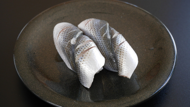 鮨やまと - 料理写真:小肌