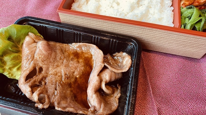 肉焼亭　うしのすけ - 料理写真: