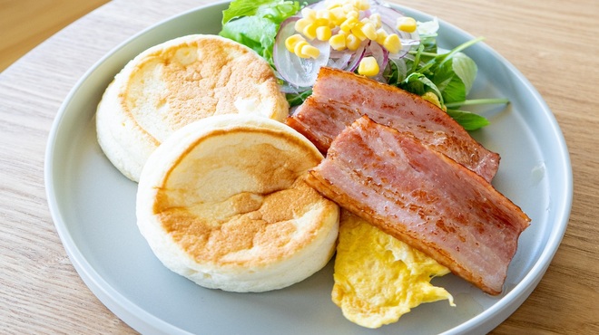 Trip Cafe Okinawa 恩納村 カフェ ネット予約可 食べログ Trip Cafe Okinawa 恩納村 カフェ ネット予約可 食べログ