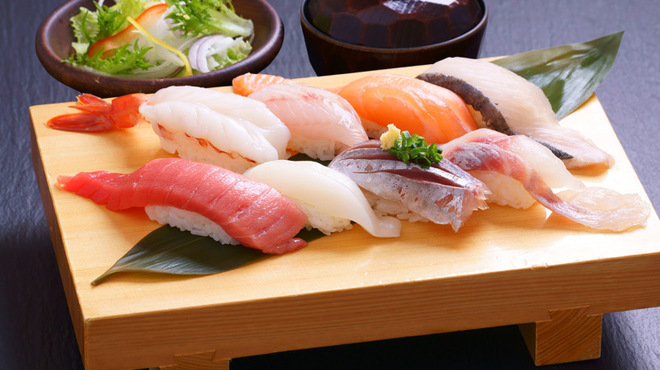 沼津魚がし鮨 流れ鮨 三島店 長泉なめり 寿司 食べログ