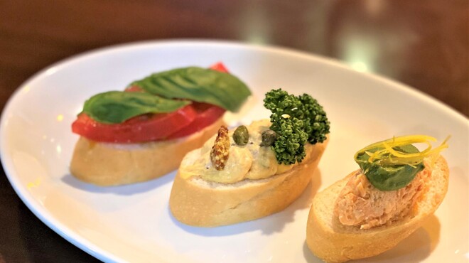 チョイガブ - 料理写真:ブルスケッタ