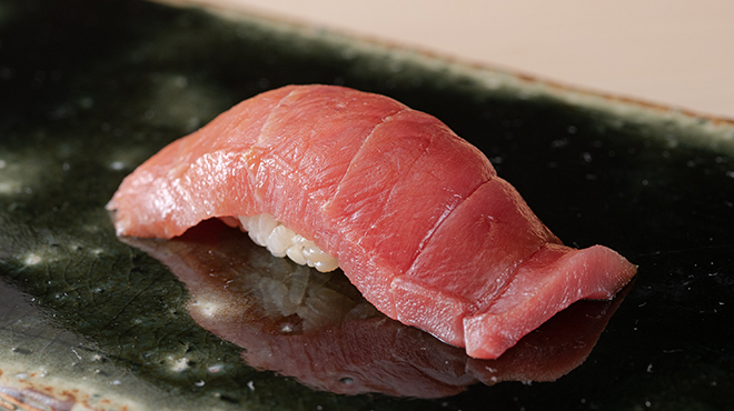鮨 崚 - 料理写真:中トロ