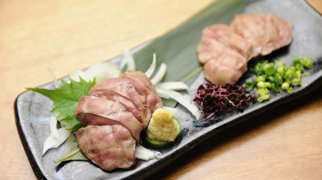 一歩 - 料理写真:鶏の新鮮レバ刺し