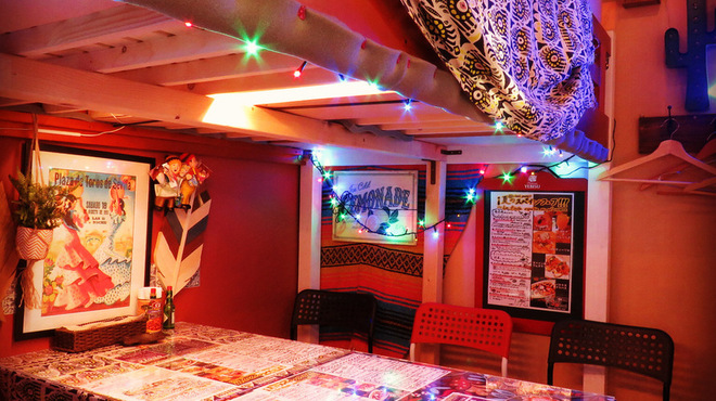 燻製バル SALSA DEL AMIGOS - メイン写真: