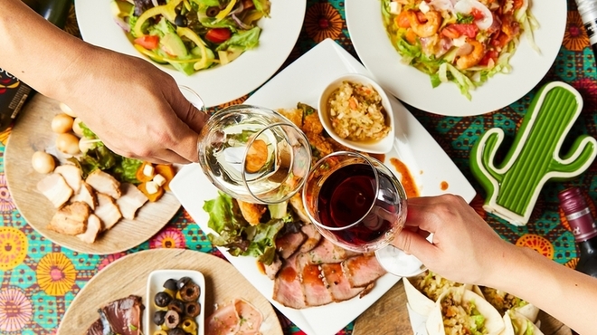 燻製バル SALSA DEL AMIGOS - メイン写真: