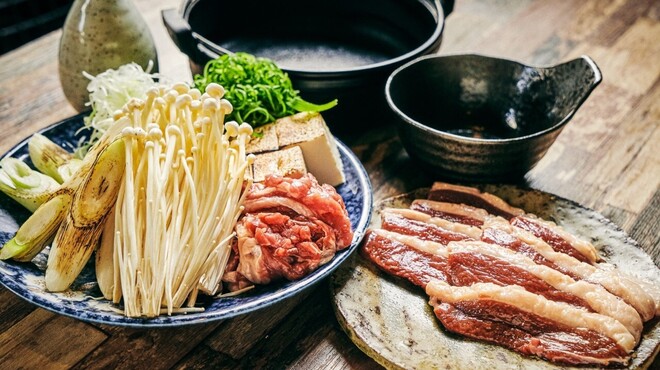Onder クラフトビールx鴨x燻製 オンダー 桜木町 居酒屋 ネット予約可 食べログ