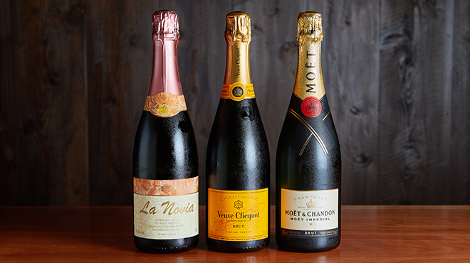 秋葉原 串吟 3号店 - ドリンク写真:大切な人との記念日に！スパークリングシャンパンあります！