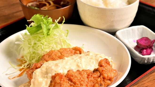 町のごはん屋さん 縁 - メイン写真:
