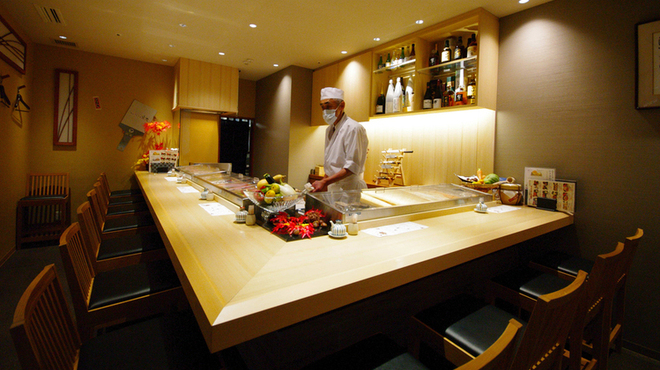 寿司・うなぎ処 京丸 - メイン写真: