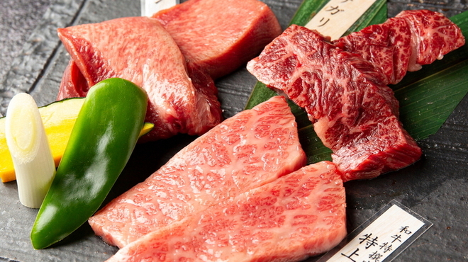 焼肉処 きわみ 離 - メイン写真: