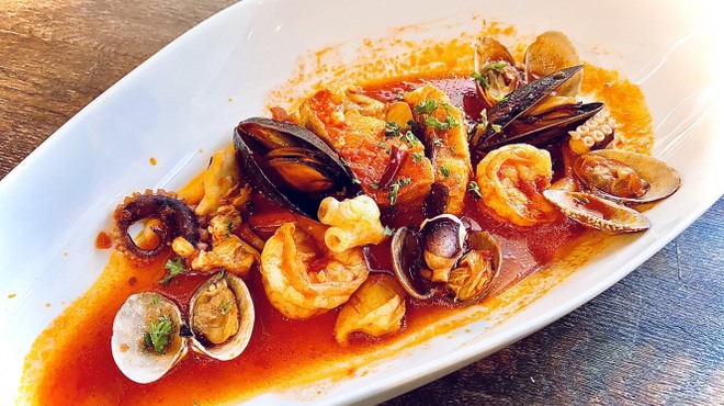 カフェスタイル - 料理写真:ブイヤベース※余ったスープでリゾットにもできます