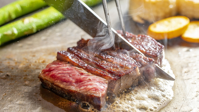 TEPPANYAKI 10 STEAK & LOBSTER - 料理写真:和牛ステーキ