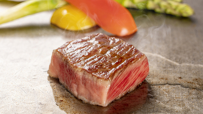 TEPPANYAKI 10 STEAK & LOBSTER - 料理写真:和牛サーロインステーキ