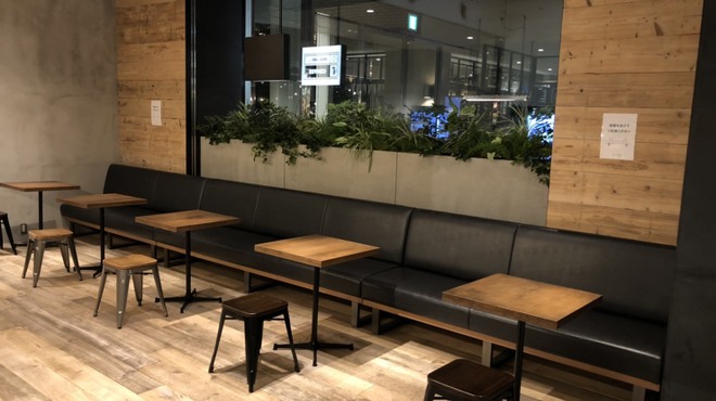 Niko And Coffee 神戸ハーバーランドウミエ ハーバーランド カフェ ネット予約可 食べログ