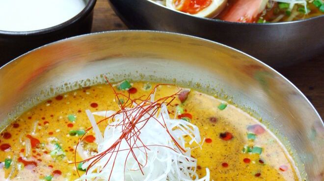 Ganso Horumon Sakaba - 料理写真:当店自慢！さっぱり醤油冷麺とピリ辛胡麻担々冷麺♪