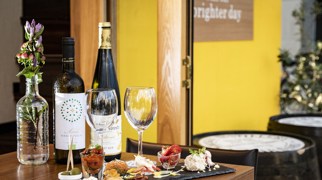 Wine bar brighter day - メイン写真: