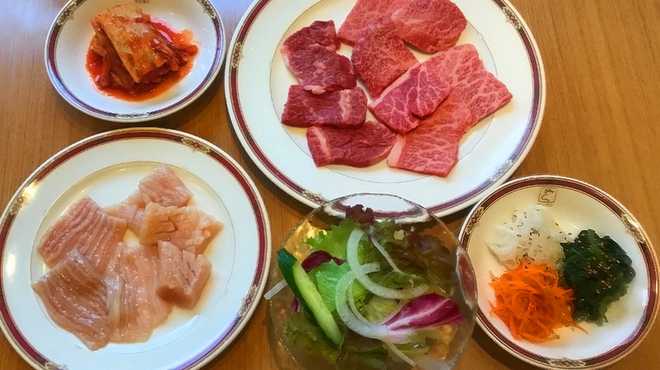 アジヨシ 梅田東通り店 東梅田 焼肉 ネット予約可 食べログ