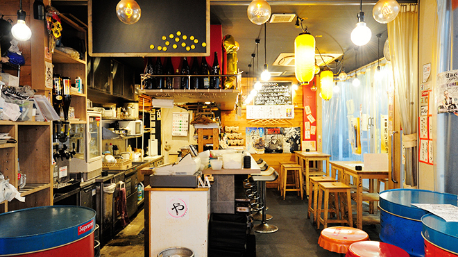 立呑み処 まるや - 内観写真:内観全景