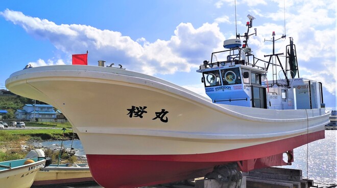 炭火焼 海ごはん サカナヨロコブ - メイン写真: