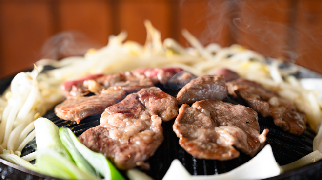 炭焼き成吉思汗 やまか - メイン写真: