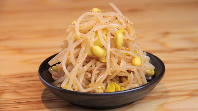 餃子酒場 ぴたり - 料理写真: