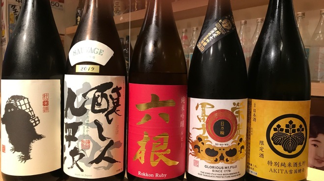美味千成 - ドリンク写真:おすすめの日本酒。その時々に変わります。