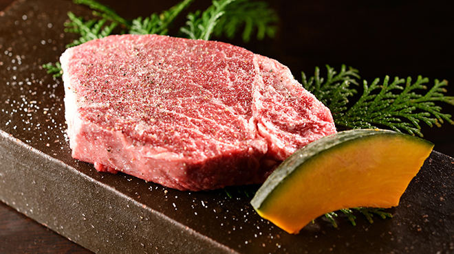 炭火焼肉 鶴兆 - メイン写真: