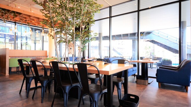 ライトカフェ リバーサイドガーデン Light Cafe Riverside Garden 東岡崎 カフェ ネット予約可 食べログ