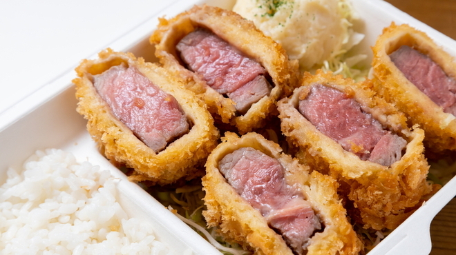洋食や カネル - メイン写真: