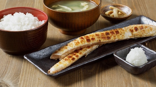 炭火焼干物定食 しんぱち食堂 - メイン写真: