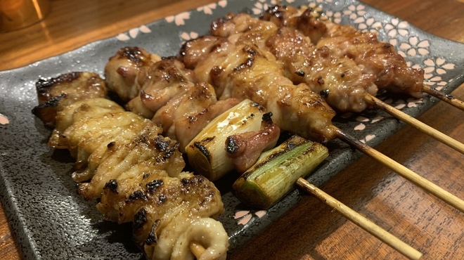 炭火焼鳥 千鳥足 - メイン写真: