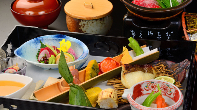 箱根 花紋 - メイン写真: