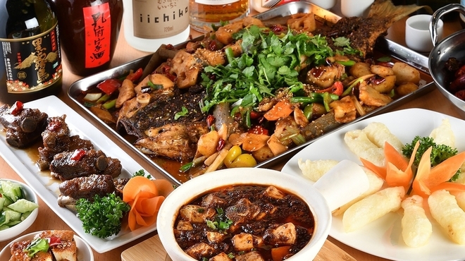 四川料理 川覇王 - メイン写真: