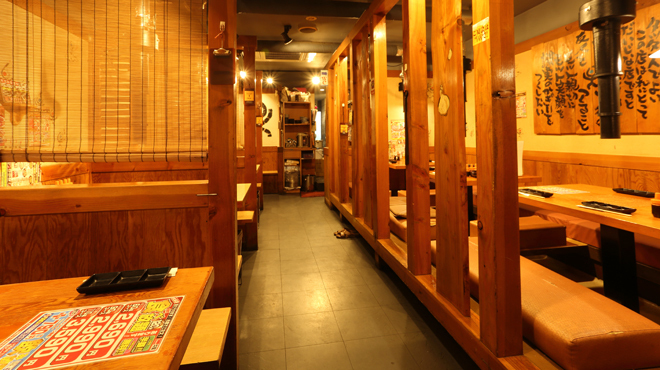 焼肉 ホルモン 牛繁 - メイン写真: