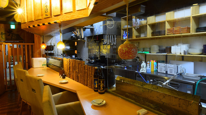 地酒と九州郷土料理 あきない - メイン写真: