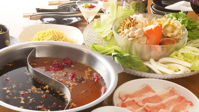 薬膳料理 kitchen kampo's(カンポーズ) - 新橋(バル・バール)の写真1