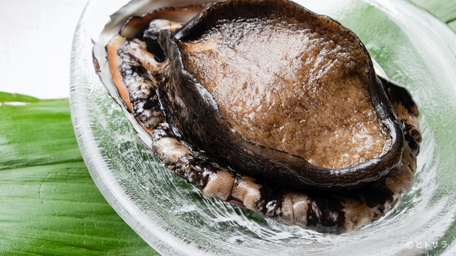 En - 料理写真:程良い食感に深みのある味わいがある『国内産あわび鉄板焼き』